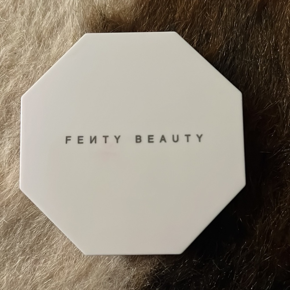 Fenty Trophy Wife Highlight - Picture 3 of 4